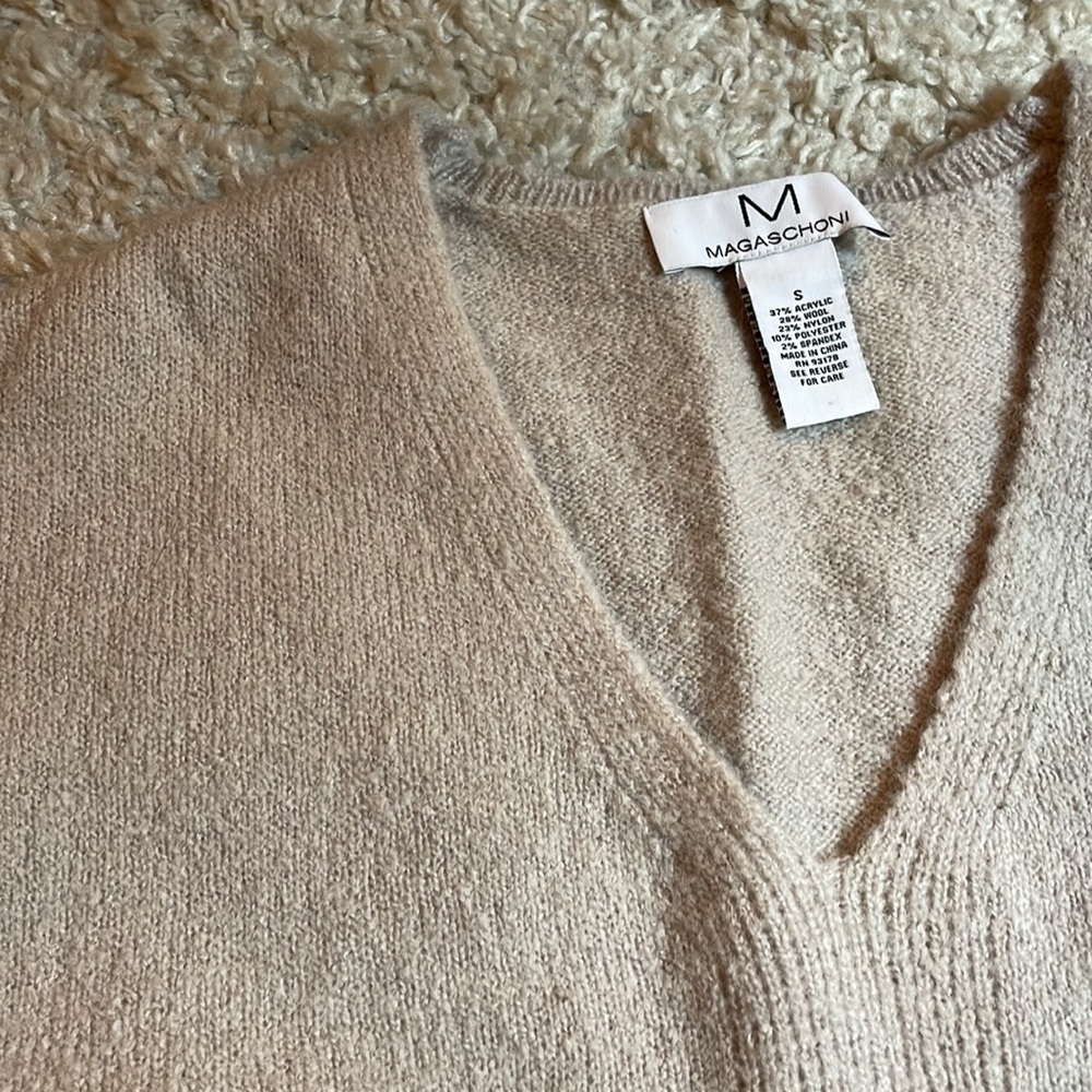 Tunic sweater - Picture 2 of 2